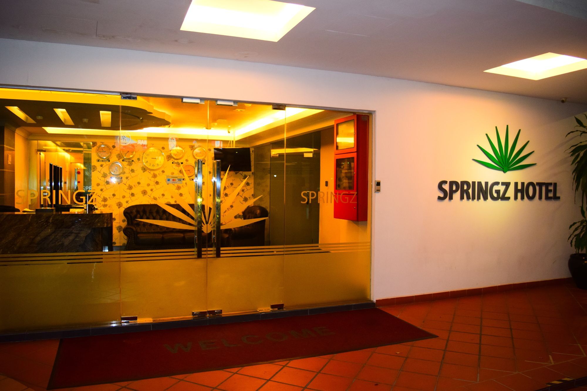 Springz Hotel-Bukit Jalil Kuala Lumpur Buitenkant foto