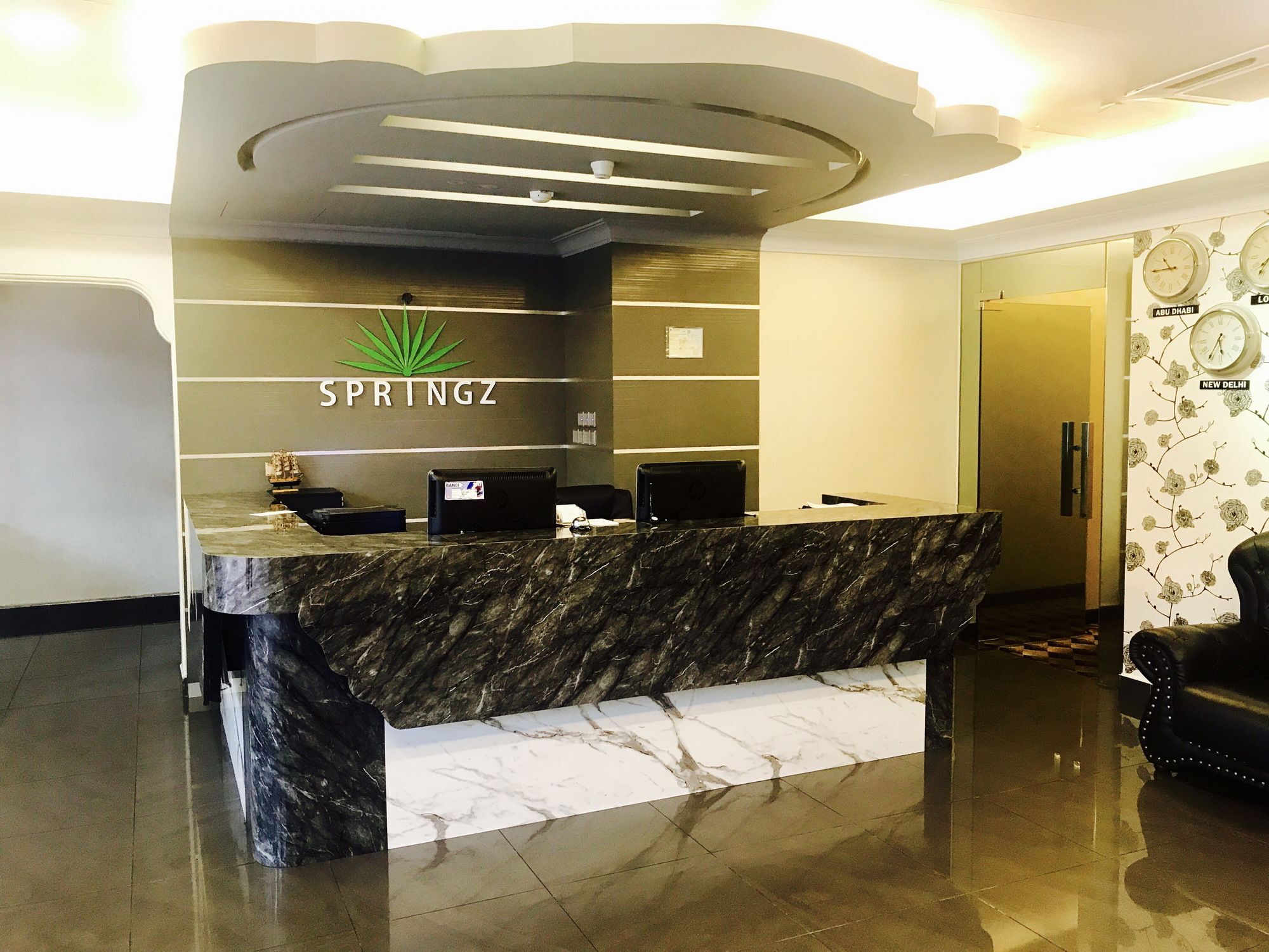 Springz Hotel-Bukit Jalil Kuala Lumpur Buitenkant foto